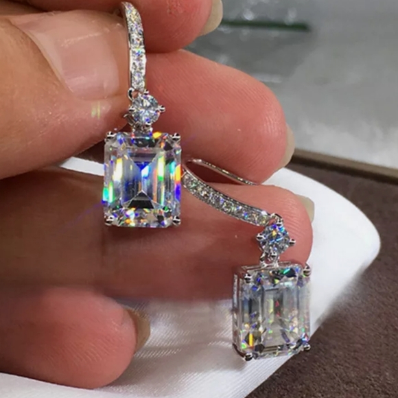 18K Emerald Cut Earrings - Picture 3 of 6